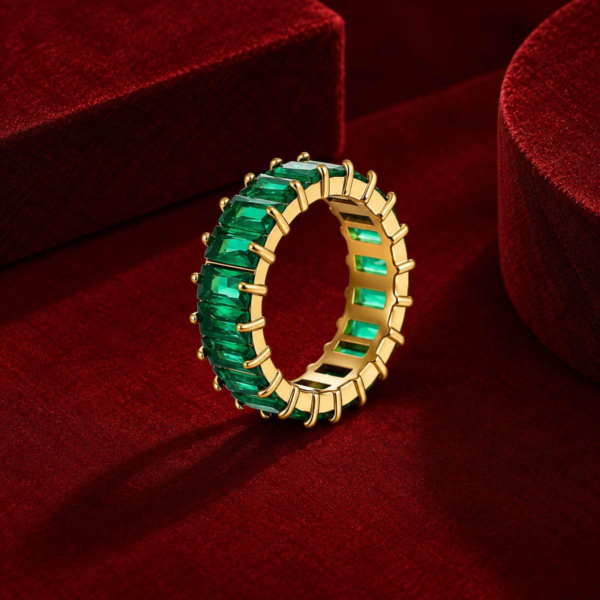 Emerald Oval Ring