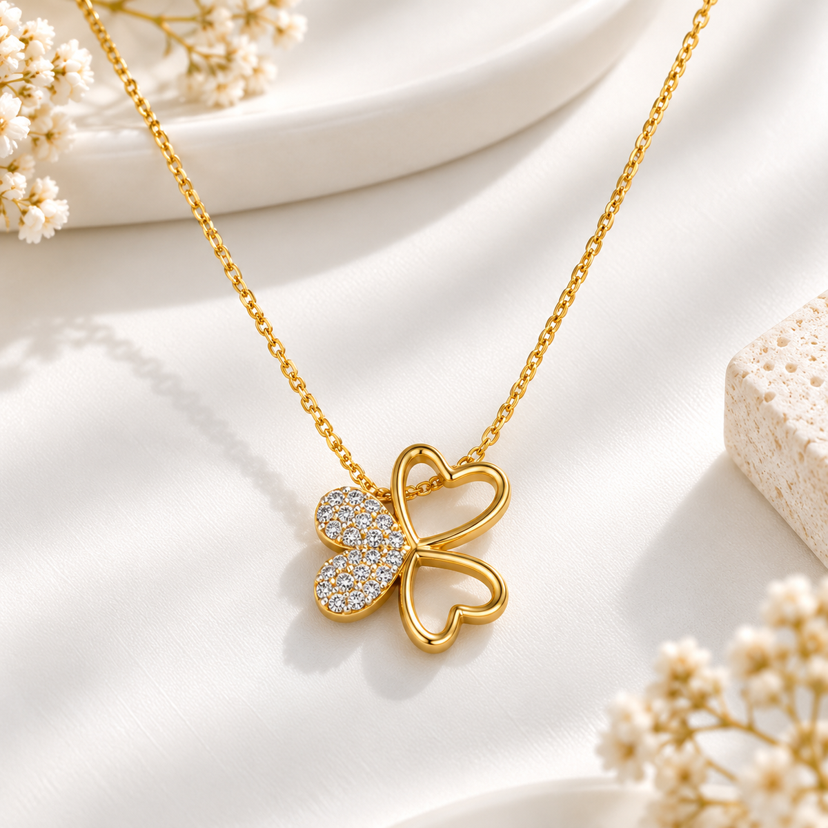 Leaf Pendant Necklace