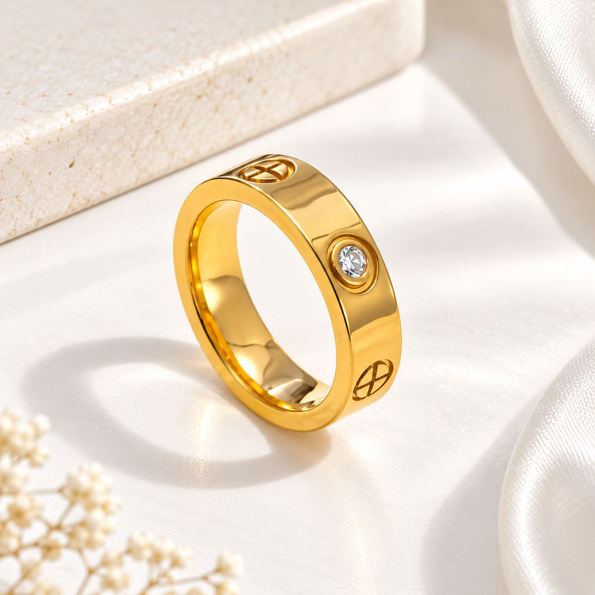 Luxe Band Ring