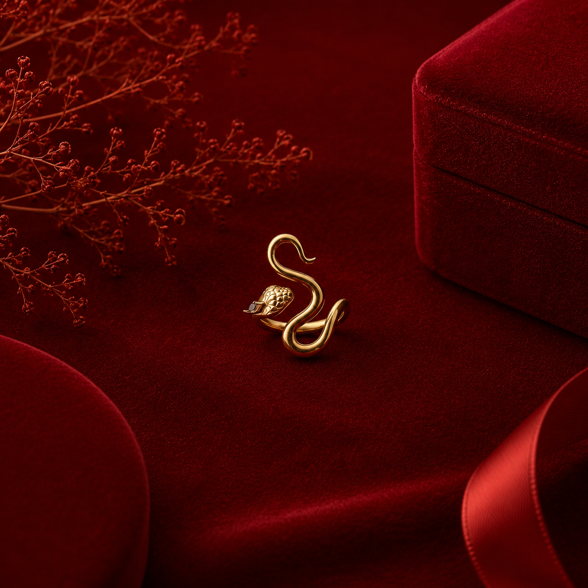 Snake curve rings